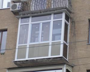 Остекление балконов и лоджий в Харькове